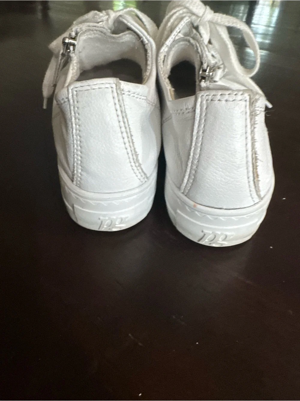 Paul Green Tamara White Leather Low Top Sneakers.  size 8